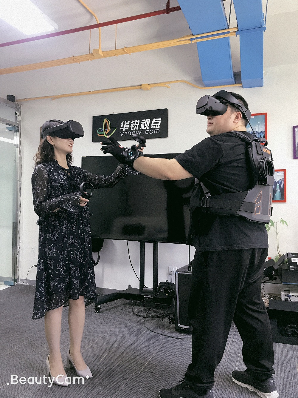VR设备