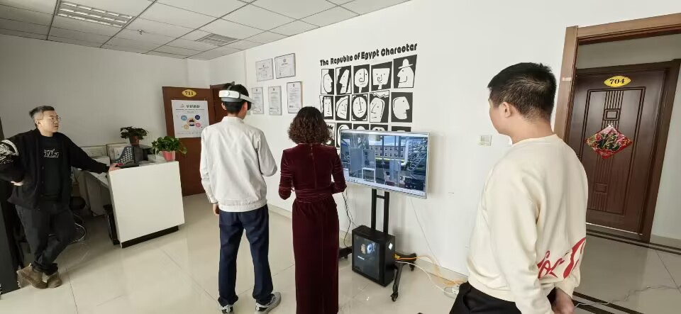 鞍山某钢铁集团莅临华锐视点鞍山分公司考察参观
